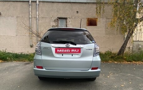 Honda Fit Shuttle I рестайлинг, 2012 год, 1 000 000 рублей, 2 фотография