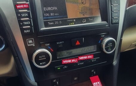 Toyota Camry, 2012 год, 1 490 000 рублей, 13 фотография