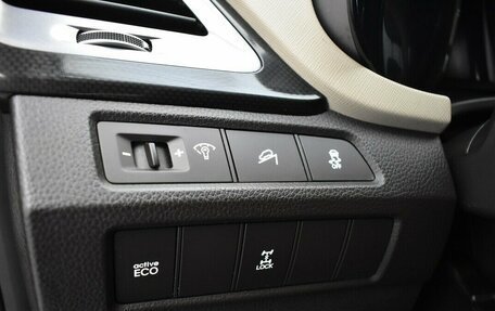 Hyundai Santa Fe III рестайлинг, 2013 год, 1 790 000 рублей, 10 фотография