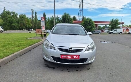 Opel Astra J, 2010 год, 450 000 рублей, 1 фотография