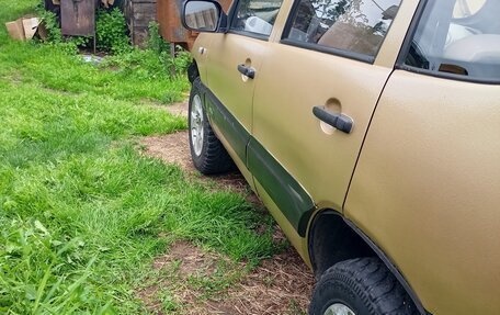 Chevrolet Niva I рестайлинг, 2006 год, 270 000 рублей, 2 фотография