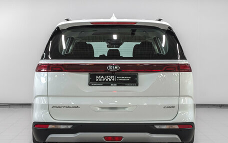 KIA Carnival, 2021 год, 3 700 000 рублей, 6 фотография