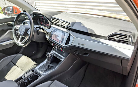 Audi Q3, 2018 год, 2 780 000 рублей, 11 фотография