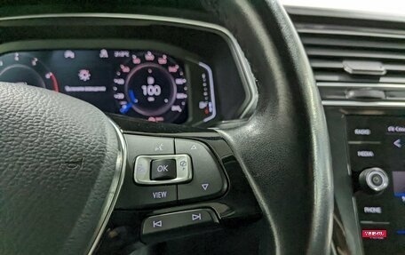 Volkswagen Tiguan II, 2019 год, 2 740 000 рублей, 28 фотография