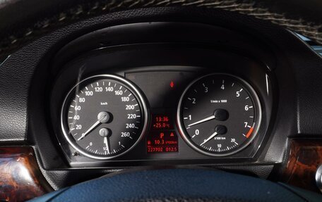 BMW 3 серия, 2005 год, 798 000 рублей, 12 фотография