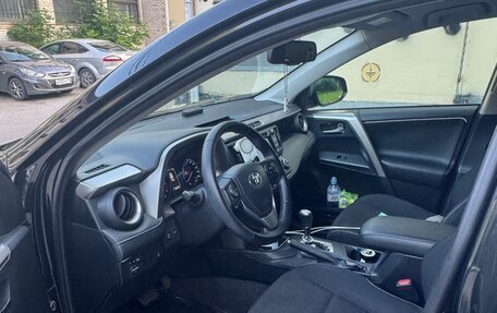 Toyota RAV4, 2015 год, 2 050 000 рублей, 8 фотография