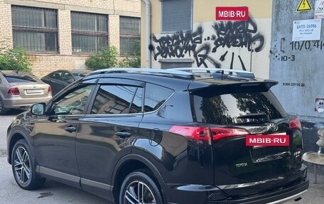 Toyota RAV4, 2015 год, 2 050 000 рублей, 3 фотография