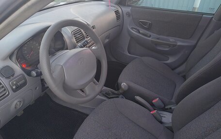 Hyundai Accent II, 2005 год, 350 000 рублей, 7 фотография