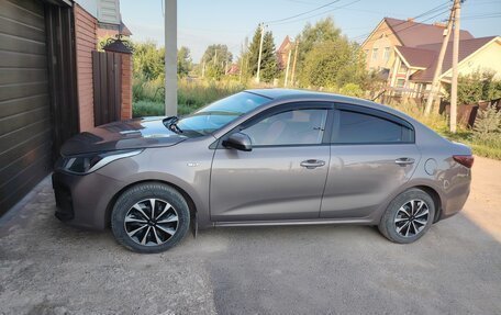 KIA Rio IV, 2018 год, 1 250 000 рублей, 4 фотография