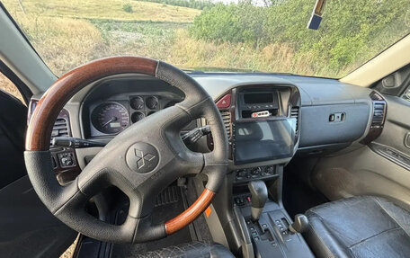 Mitsubishi Montero III, 2000 год, 1 300 000 рублей, 6 фотография