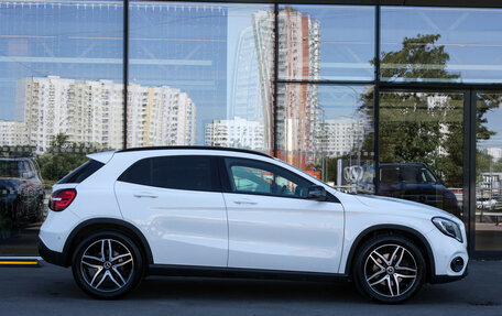 Mercedes-Benz GLA, 2019 год, 2 499 000 рублей, 4 фотография