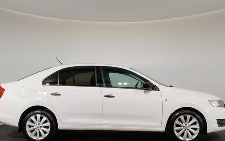 Skoda Rapid I, 2015 год, 990 000 рублей, 4 фотография