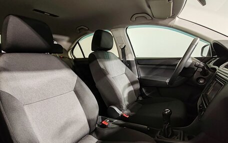 Skoda Rapid I, 2015 год, 990 000 рублей, 15 фотография