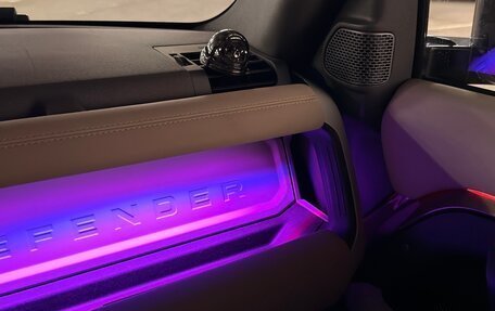 Land Rover Defender II, 2021 год, 3 990 000 рублей, 37 фотография