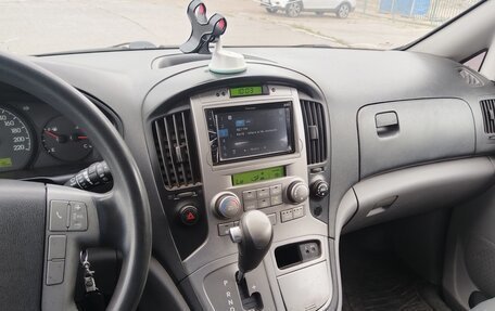 Hyundai Grand Starex Grand Starex I рестайлинг 2, 2010 год, 800 000 рублей, 9 фотография