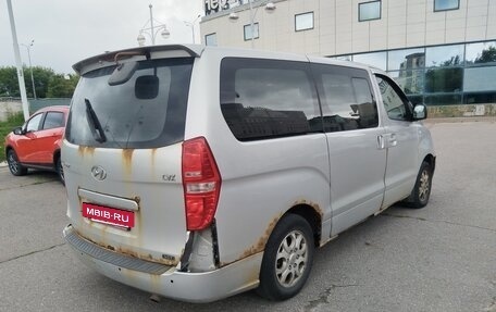Hyundai Grand Starex Grand Starex I рестайлинг 2, 2010 год, 800 000 рублей, 5 фотография