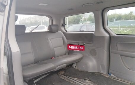 Hyundai Grand Starex Grand Starex I рестайлинг 2, 2010 год, 800 000 рублей, 19 фотография