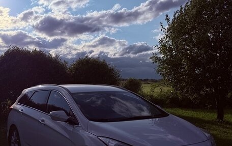 Hyundai i40 I рестайлинг, 2013 год, 990 000 рублей, 3 фотография