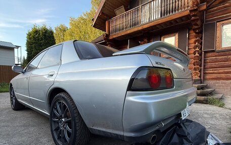 Nissan Skyline, 1991 год, 725 000 рублей, 3 фотография