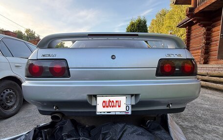 Nissan Skyline, 1991 год, 725 000 рублей, 2 фотография