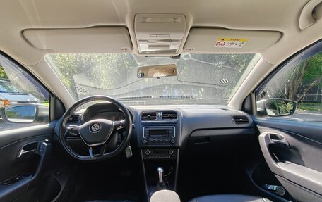 Volkswagen Polo VI (EU Market), 2017 год, 1 300 000 рублей, 28 фотография