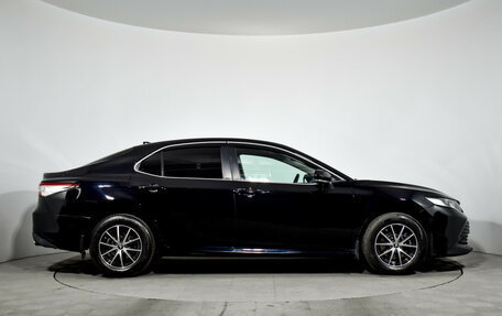 Toyota Camry, 2020 год, 1 950 000 рублей, 4 фотография