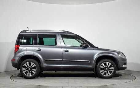 Skoda Yeti I рестайлинг, 2015 год, 1 179 000 рублей, 4 фотография