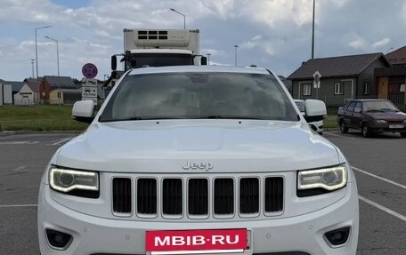 Jeep Grand Cherokee, 2016 год, 3 000 000 рублей, 3 фотография