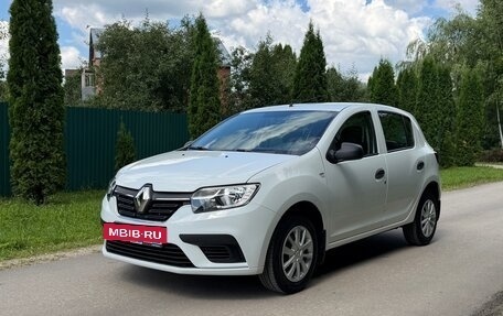 Renault Sandero II рестайлинг, 2019 год, 990 000 рублей, 2 фотография