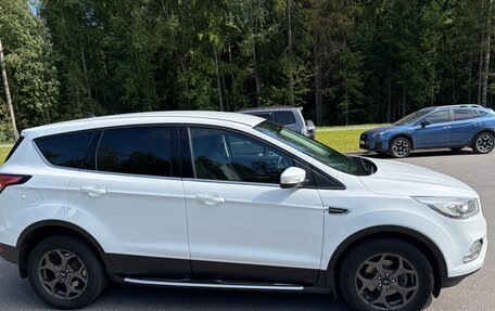 Ford Kuga III, 2018 год, 1 690 000 рублей, 6 фотография