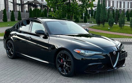 Alfa Romeo Giulia II, 2019 год, 1 750 000 рублей, 2 фотография