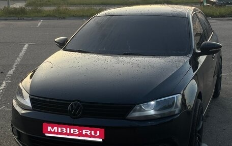 Volkswagen Jetta VI, 2011 год, 850 000 рублей, 3 фотография