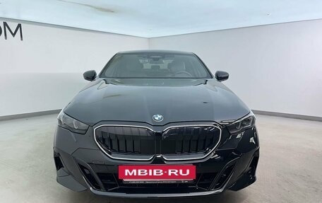 BMW 5 серия, 2025 год, 9 765 000 рублей, 3 фотография