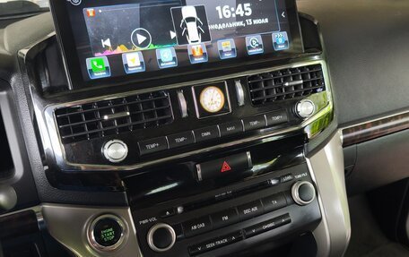 Toyota Land Cruiser 200, 2010 год, 3 100 000 рублей, 7 фотография