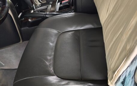 Toyota Land Cruiser 200, 2010 год, 3 100 000 рублей, 9 фотография