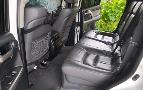 Toyota Land Cruiser 200, 2010 год, 3 100 000 рублей, 13 фотография