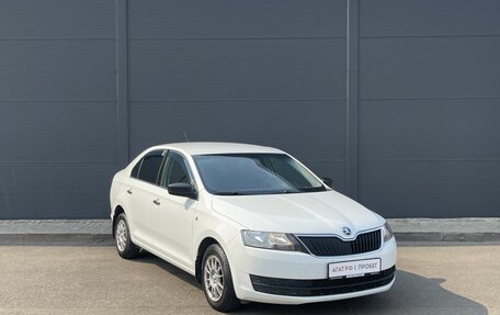 Skoda Rapid I, 2015 год, 860 000 рублей, 5 фотография