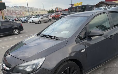 Opel Astra J, 2013 год, 650 000 рублей, 3 фотография