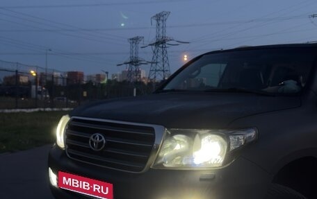 Toyota Land Cruiser 200, 2011 год, 3 100 000 рублей, 1 фотография