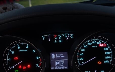 Toyota Land Cruiser 200, 2011 год, 3 100 000 рублей, 8 фотография