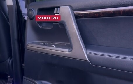 Toyota Land Cruiser 200, 2011 год, 3 100 000 рублей, 19 фотография