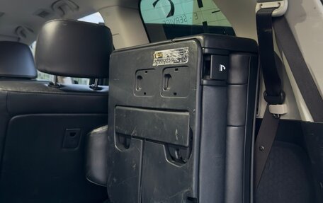Toyota Land Cruiser 200, 2011 год, 3 100 000 рублей, 28 фотография