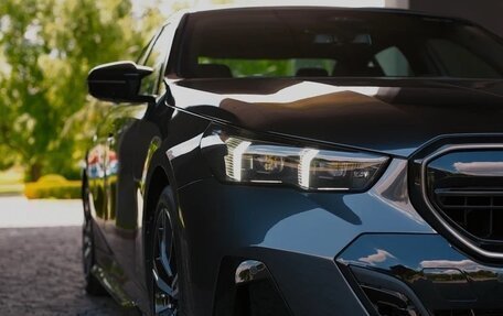 BMW 5 серия, 2024 год, 7 498 000 рублей, 6 фотография