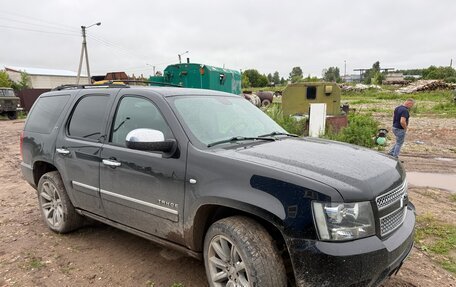 Chevrolet Tahoe III, 2012 год, 2 750 000 рублей, 3 фотография