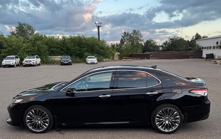 Toyota Camry, 2018 год, 2 450 000 рублей, 3 фотография