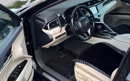 Toyota Camry, 2018 год, 2 450 000 рублей, 13 фотография