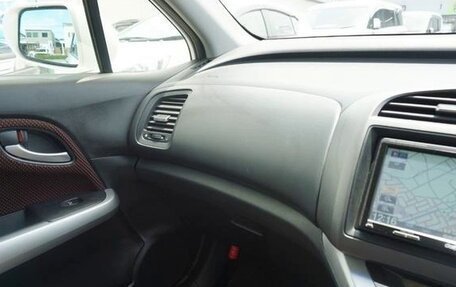 Honda Stream II, 2013 год, 1 030 000 рублей, 13 фотография