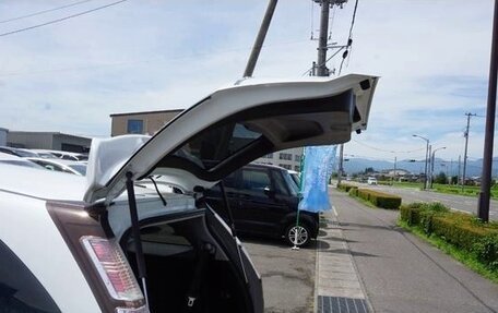Honda Stream II, 2013 год, 1 030 000 рублей, 8 фотография