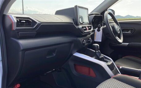 Toyota Raize I, 2020 год, 990 000 рублей, 10 фотография
