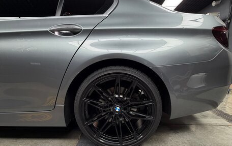 BMW 5 серия, 2011 год, 1 800 000 рублей, 11 фотография